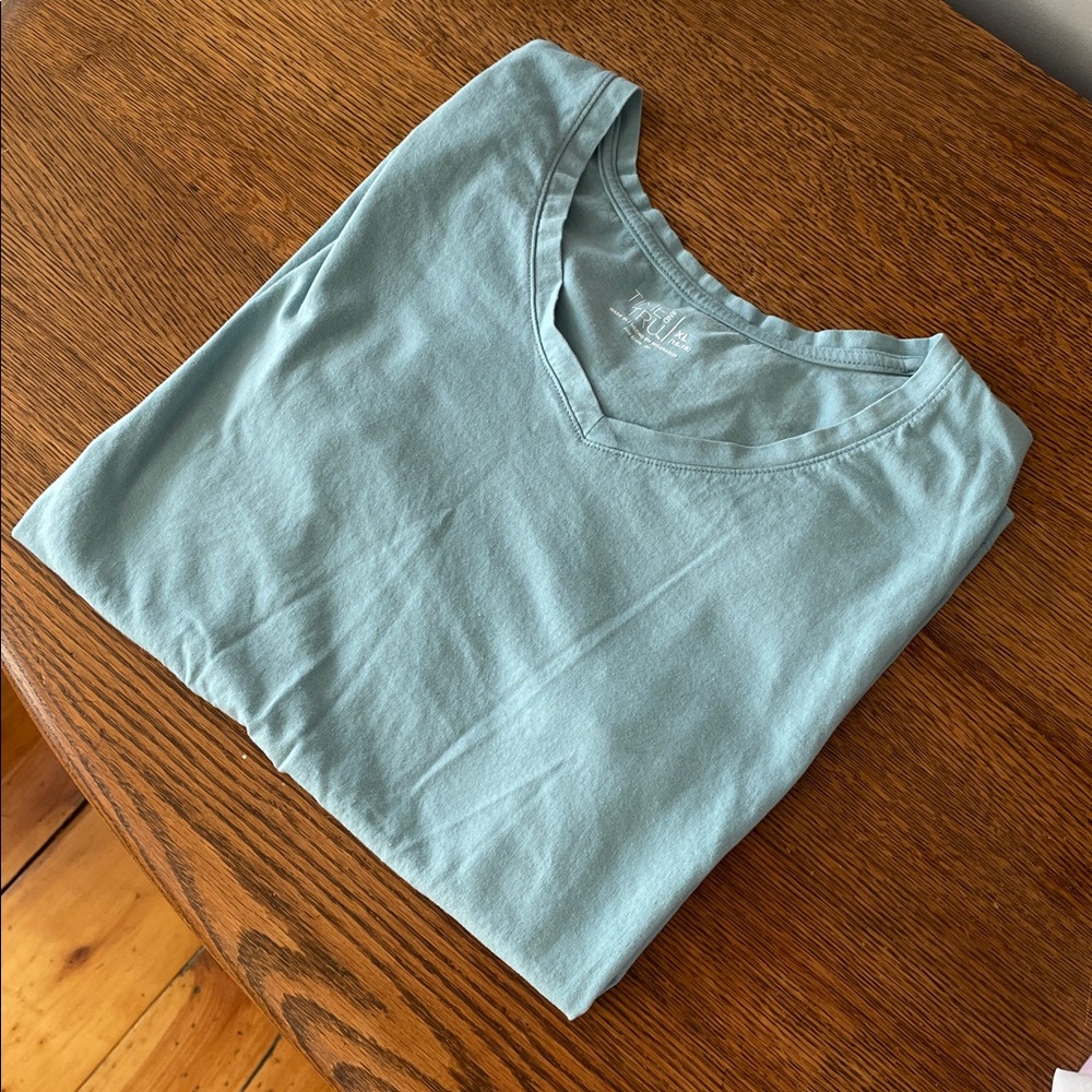 Time and Tru Sky Blue V-Neck Tee